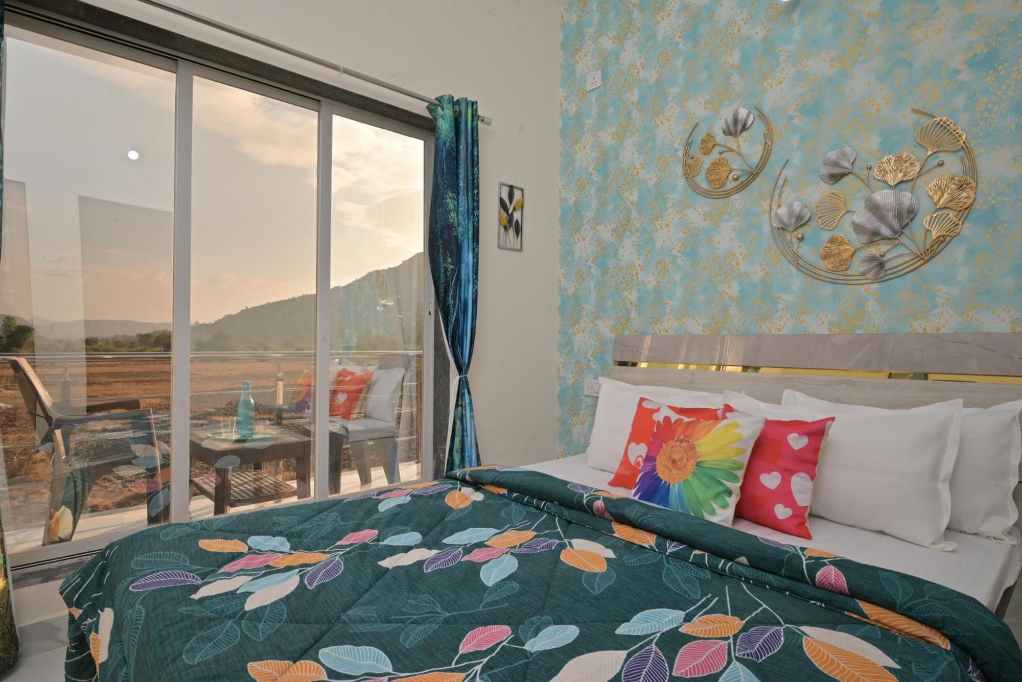Ll Empyrean Stay Ll Mirage Chalet Ll 4Bhk Ll Ac Ll Largest Pvt Pool Ll โลนาวาลา ภายนอก รูปภาพ